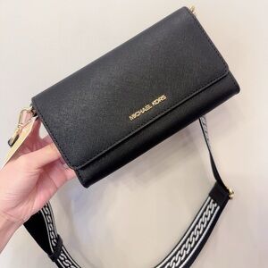 NWT Michael Kors Jet Set Large Leather Wallet Crossbody Bag